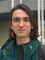 Headshot for Duncan Donahue