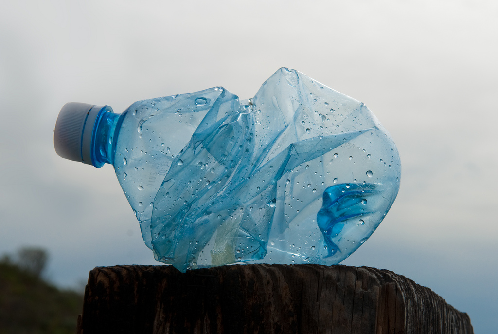 crumpled plastic water bottle / photo: flickr.com/jesse (CC BY 2.0)