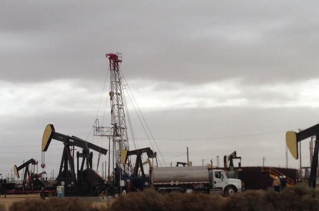 A drilling rig at Lost Hills, CA