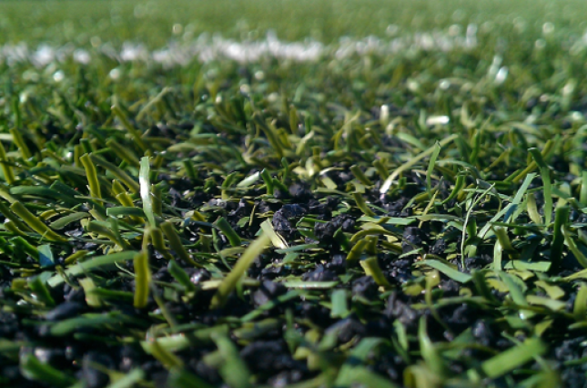 Rubber crumb artificial turf