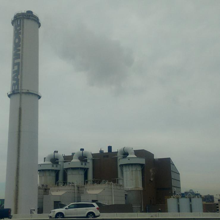 A picture of the BRESCO trash incinerator in Baltimore