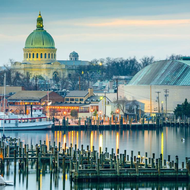 Capitol Dome in Annapolis, view of the Bay. Photo credit: Sean Pavone / Shutterstock