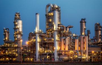 Image of a gas plant. Source: Canva